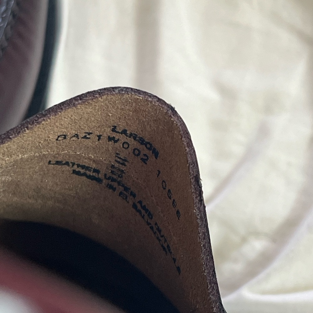 G.H. Bass & Co. Brown Leather Loafers Slip-On Style - Picture 6 of 7